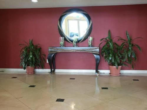 Willow Tree Inn Los Angeles- Near Stub Hub Center Комптън Екстериор снимка